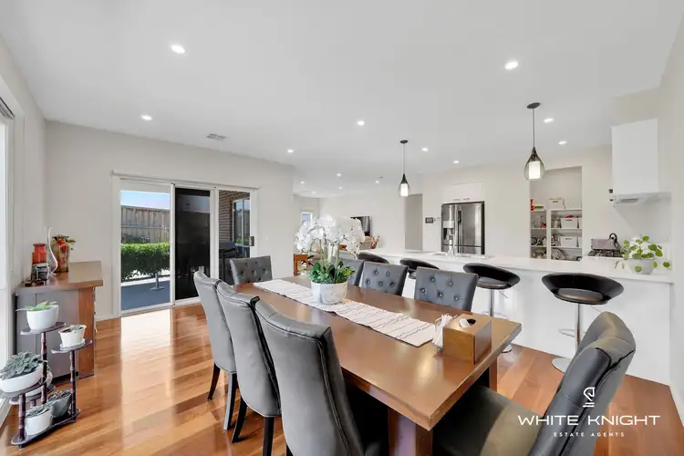Fifth view of Homely house listing, 7 Reflection Close, Burnside VIC 3023