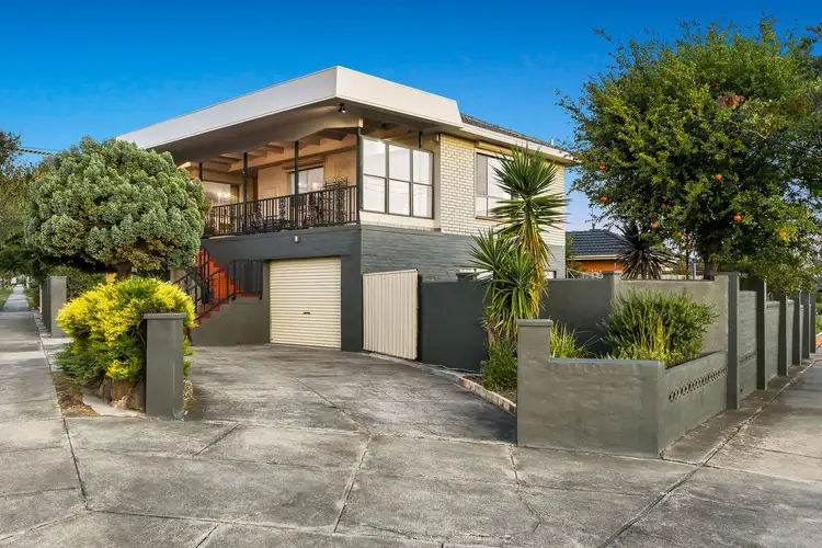 17 Hedgeley Road, Keysborough VIC 3173