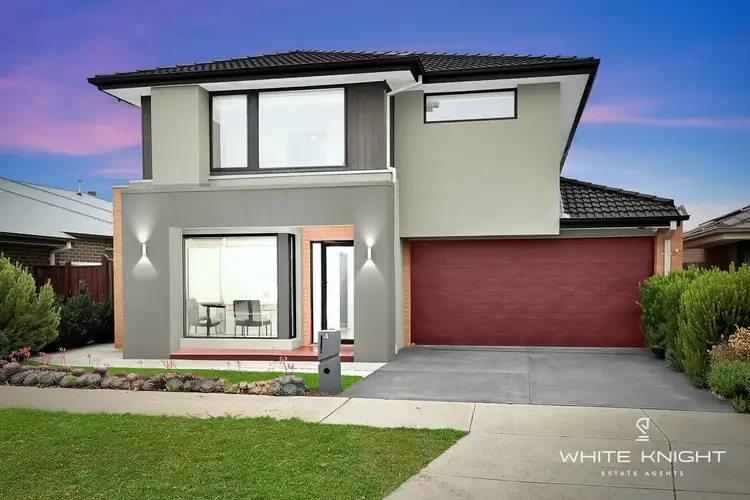 4 Newham Street, Thornhill Park VIC 3335