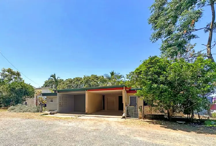 30 Langdon Street, Sarina QLD 4737