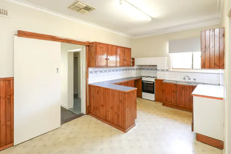 Fifth view of Homely house listing, 211 Twelfth Street, Mildura VIC 3500
