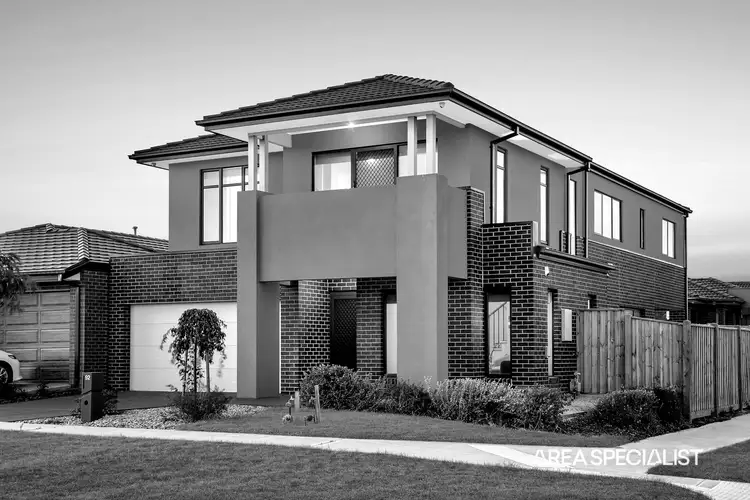 92 Tanglewood Boulevard