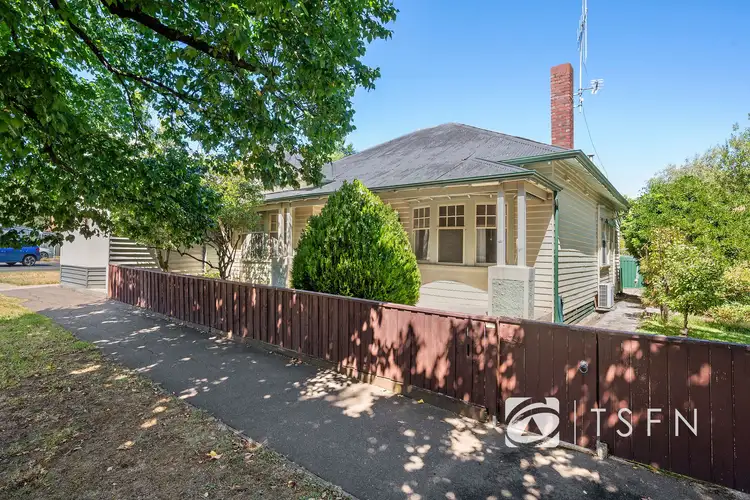 100-102 Mundy Street, Kennington VIC 3550