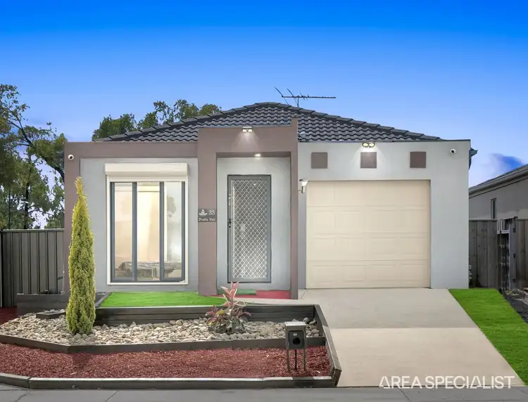 33 Sirius Way, Kurunjang VIC 3337