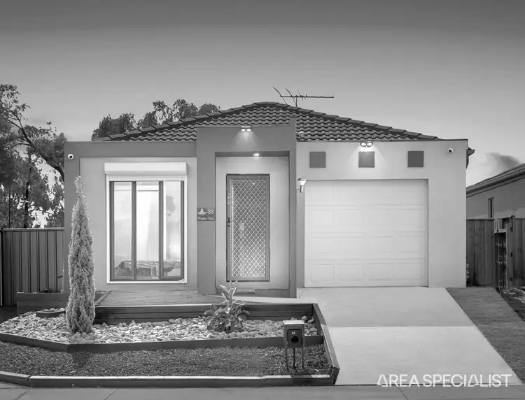 Main view of Homely house listing, 33 Sirius Way, Kurunjang VIC 3337