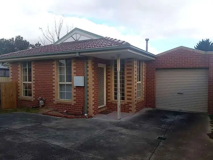2/305 Main Road, St Albans VIC 3021