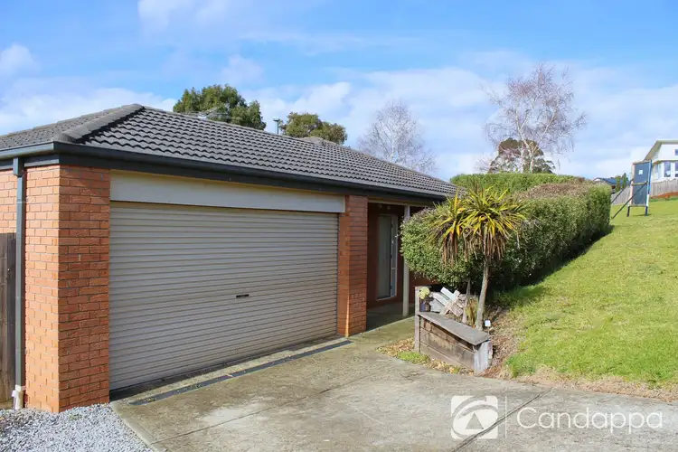 Second view of Homely house listing, 4 Vivian Court, Drouin VIC 3818