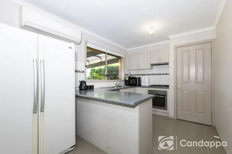 Sixth view of Homely house listing, 4 Vivian Court, Drouin VIC 3818