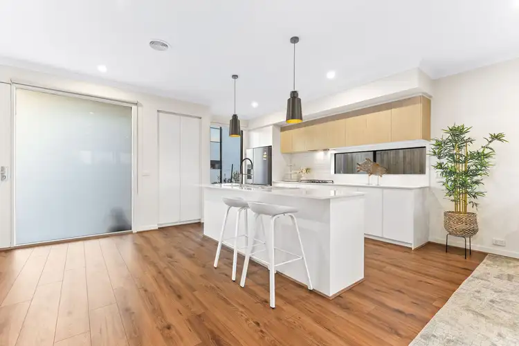 Fifth view of Homely house listing, 34 Shoreline Crescent, Carrum Downs VIC 3201