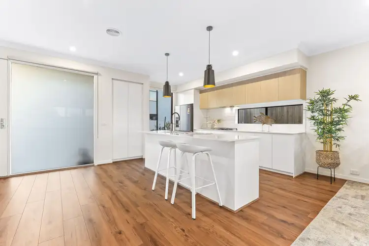 Sixth view of Homely townhouse listing, 34 Shoreline Crescent, Carrum Downs VIC 3201