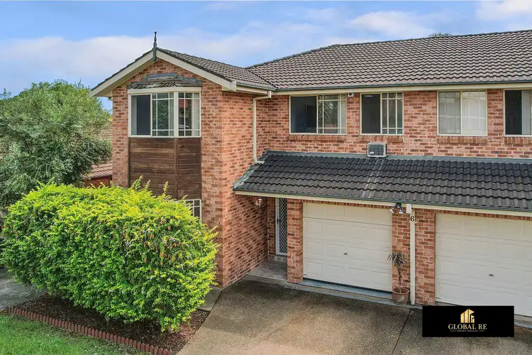 6 Aintree Close