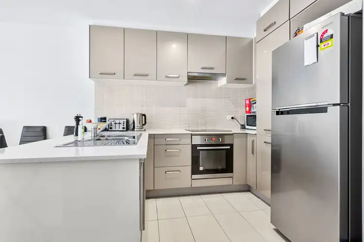 315-319 Huntingdale Road