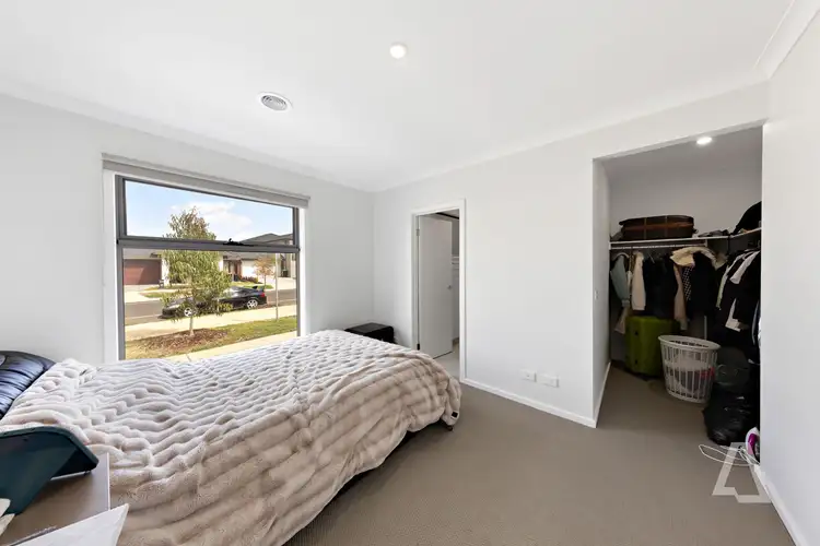 Sixth view of Homely house listing, 22 Sunnybank Road, Fraser Rise VIC 3336