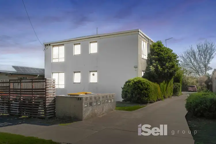 22 Ambrie Crescent