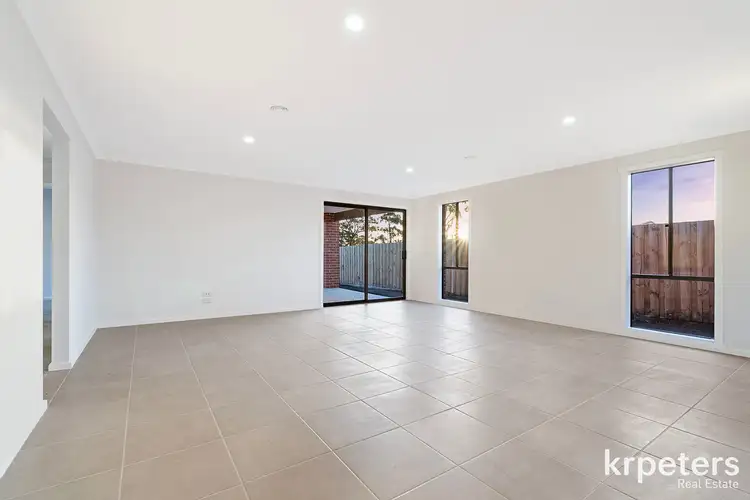 Sixth view of Homely house listing, 31 Trefella Rise, Drouin VIC 3818