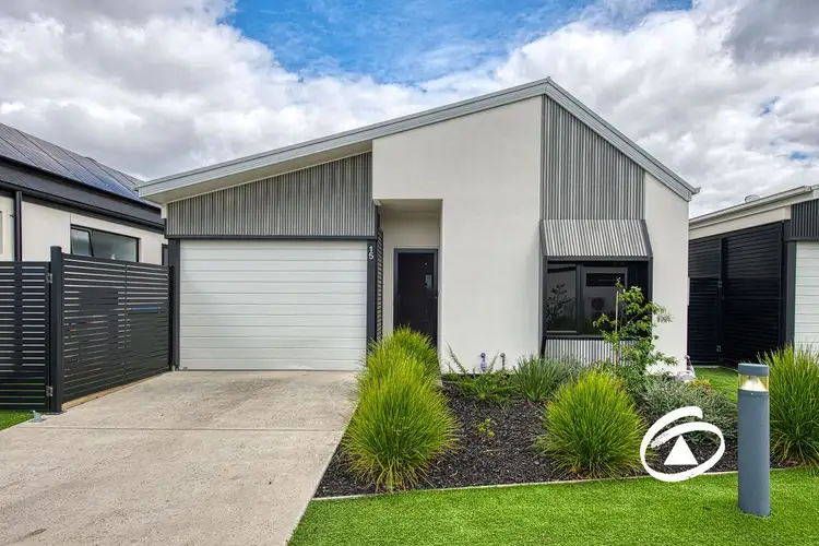 15/34 McMullen Road, Officer VIC 3809
