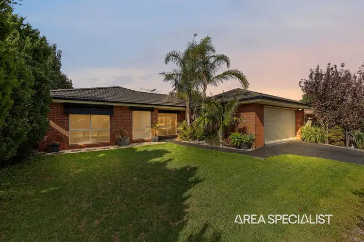 4 Bailey Boulevard, Koo Wee Rup VIC 3981