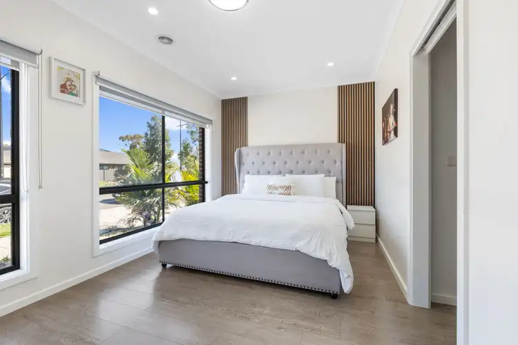 Sixth view of Homely house listing, 312 Brookfield Boulevard, Craigieburn VIC 3064