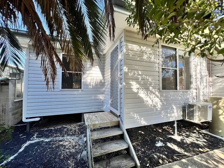 7B Azalea Avenue, Woy Woy NSW 2256
