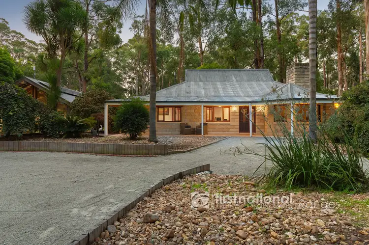 5 Doonaha Road, Cockatoo VIC 3781