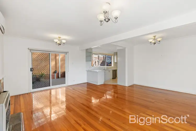 Sixth view of Homely unit listing, 1/37 Soderlund Drive, Doncaster VIC 3108