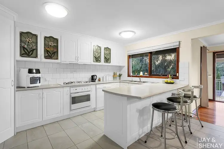 Fifth view of Homely house listing, 6 Stephens Close, Endeavour Hills VIC 3802