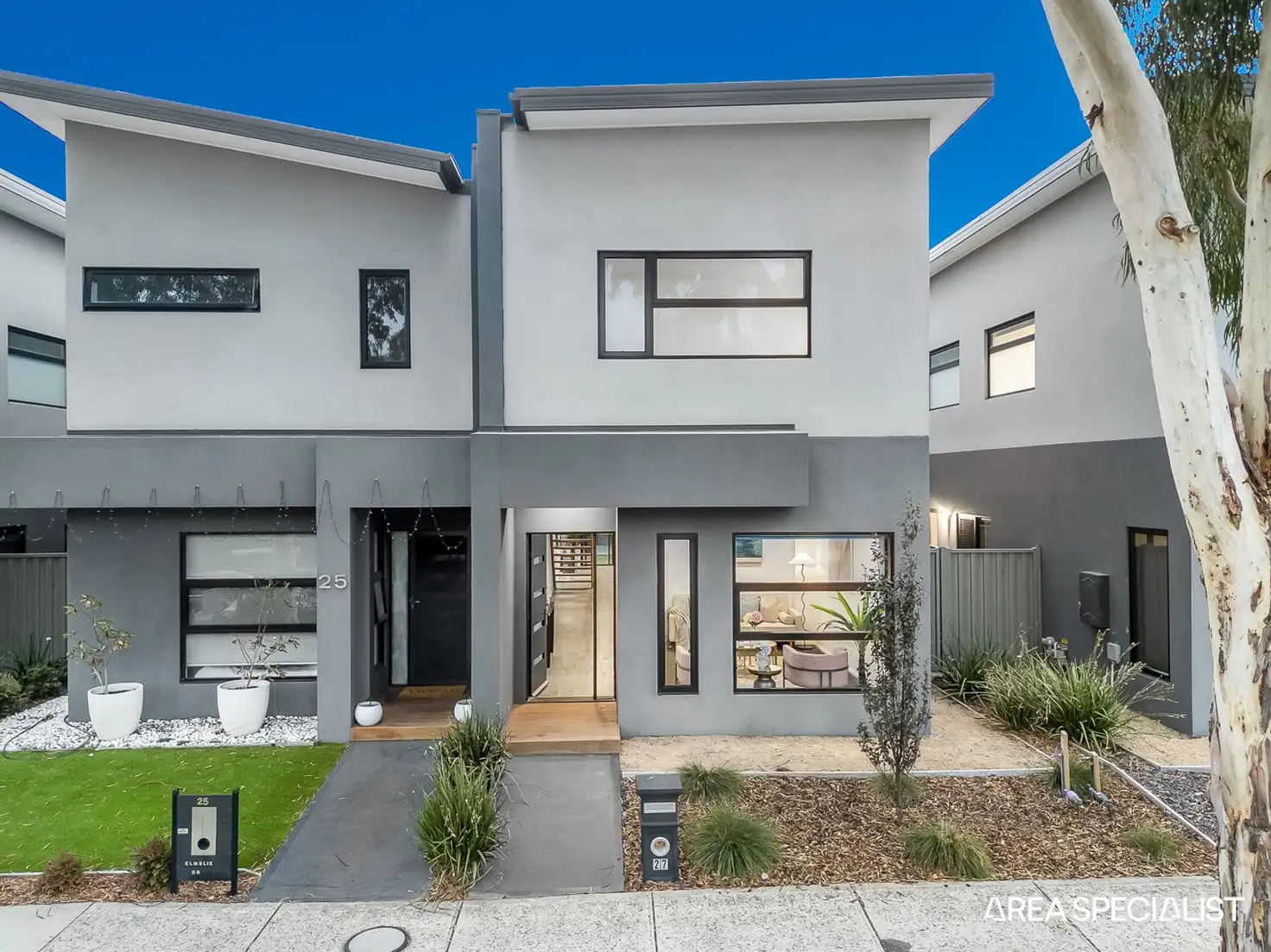 Main view of Homely house listing, 27 Elmslie Drive, Cranbourne East VIC 3977