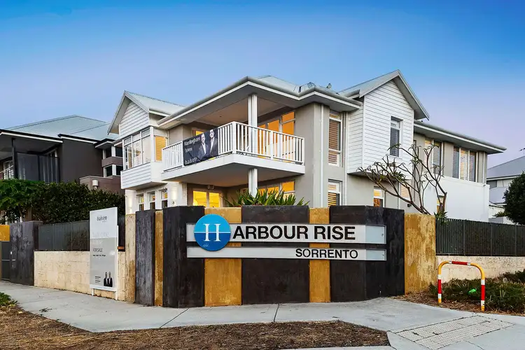Fifth view of Homely house listing, 17 Levanzo Way, Sorrento WA 6020