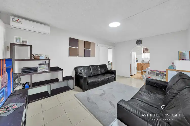 4/128 East Esplanade, St Albans VIC 3021
