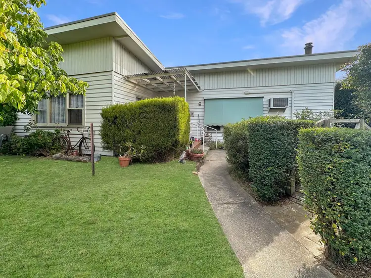 5 Faraday Street, Avoca VIC 3467