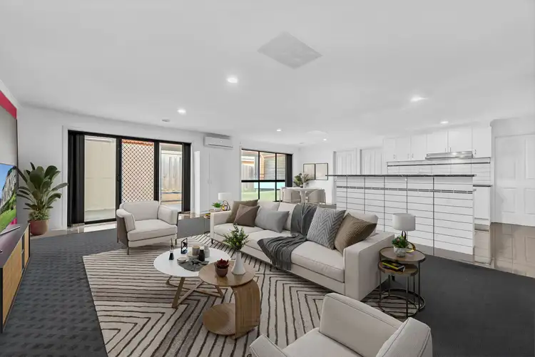 Second view of Homely house listing, 7 Wallangara Drive, Pakenham VIC 3810