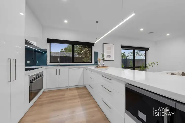 Second view of Homely house listing, 2/2 Mossvale Close, Endeavour Hills VIC 3802