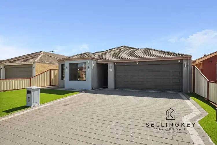 19 Flynn Street, Canning Vale WA 6155