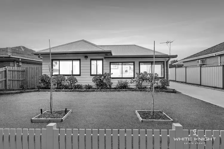 1/61 Manfred Avenue, St Albans VIC 3021