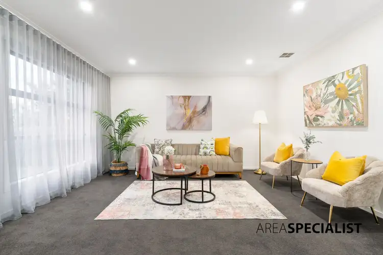 Seventh view of Homely house listing, 4 Seeley Walk, Berwick VIC 3806