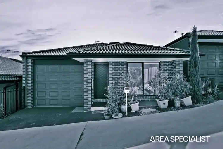 Main view of Homely house listing, 5 Tesla Court, Pakenham VIC 3810