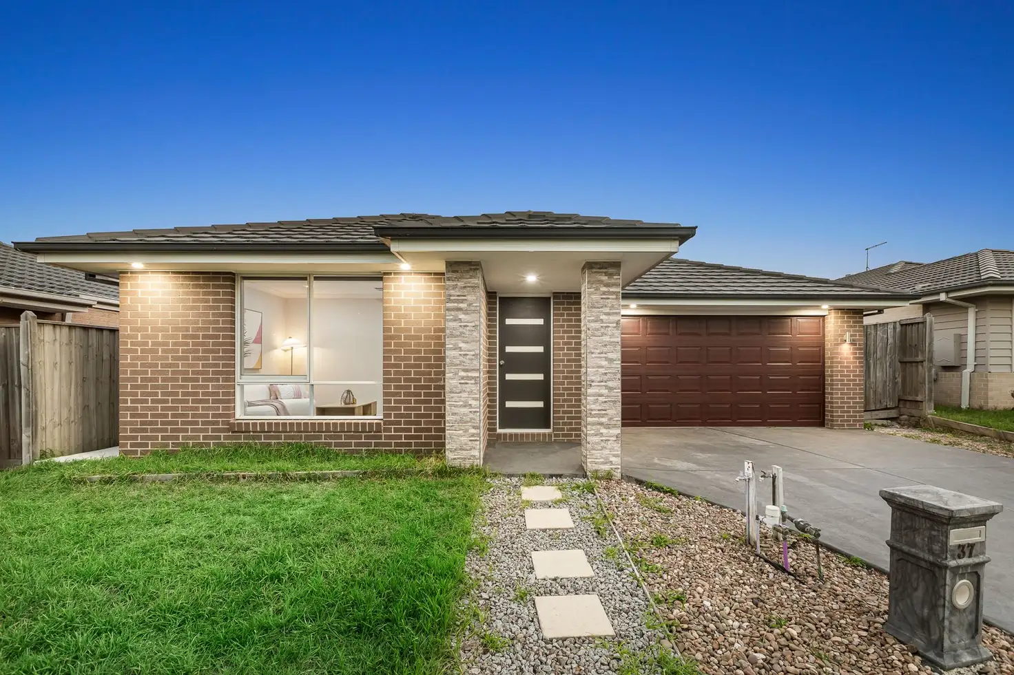 Main view of Homely house listing, 37 Omeara Crescent, Cranbourne East VIC 3977