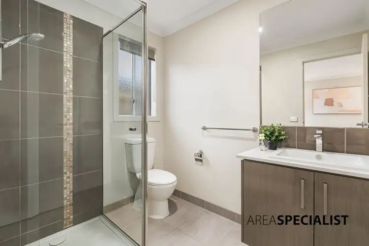 Seventh view of Homely house listing, 37 Omeara Crescent, Cranbourne East VIC 3977