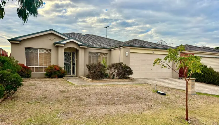 14 Finchley Park Crescent, Tarneit VIC 3029