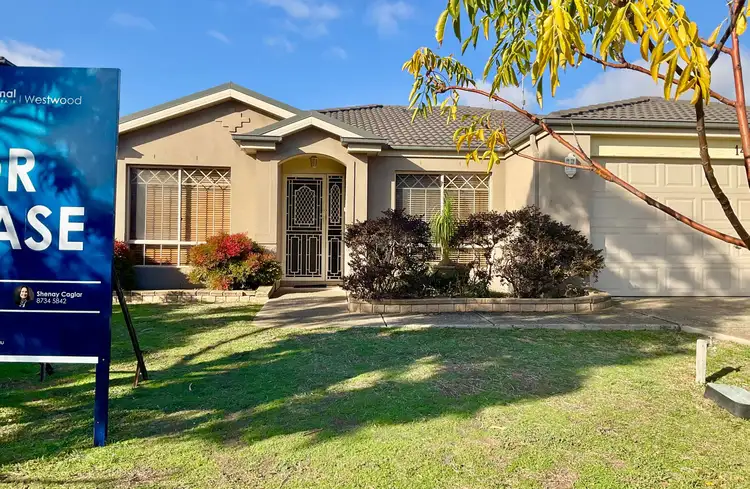 14 Finchley Park Crescent, Tarneit VIC 3029