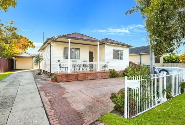 247 Taren Point Road, Caringbah NSW 2229