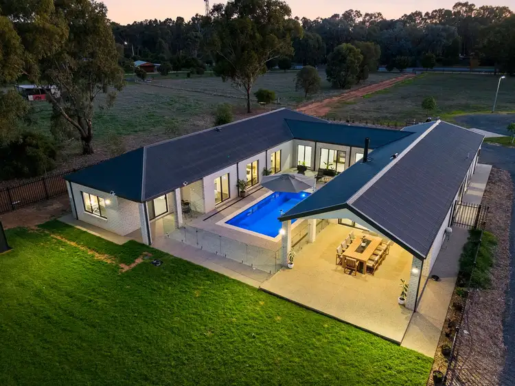 4 Bowles Court, Bundalong VIC 3730