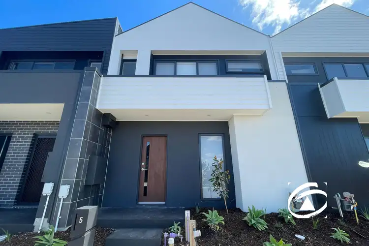 5 Greenhouse Grange, Officer VIC 3809