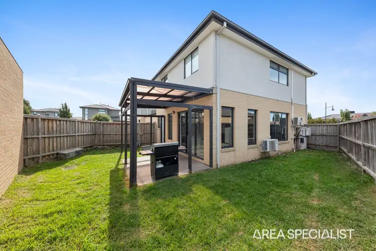 Sixth view of Homely house listing, 2 Rembrandt Court, Pakenham VIC 3810