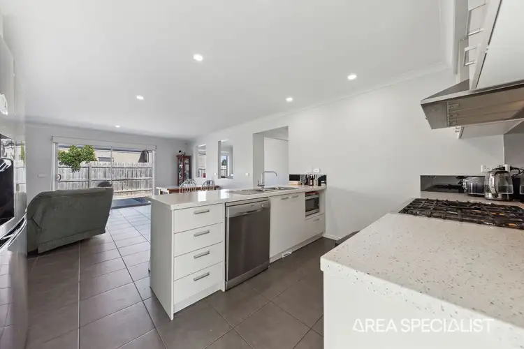 Sixth view of Homely house listing, 11 Jade Avenue, Koo Wee Rup VIC 3981