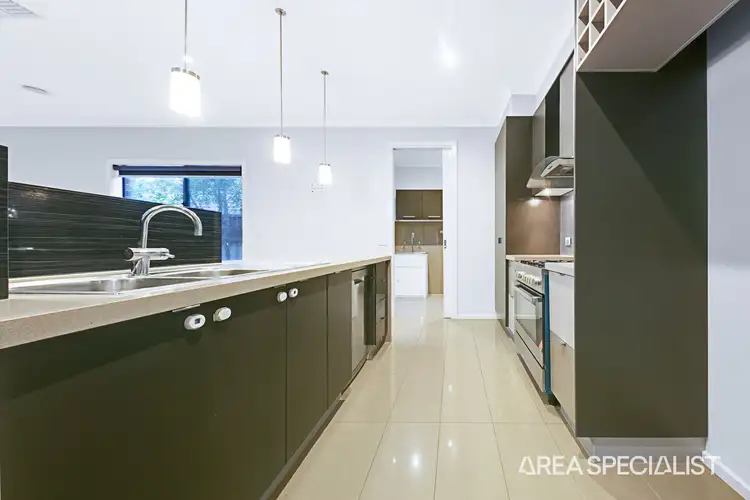 Fifth view of Homely house listing, 15 Mount Way, Caroline Springs VIC 3023