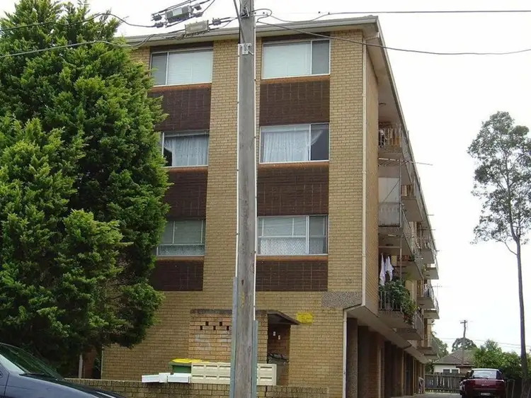 6/88 Harris Street, Fairfield NSW 2165