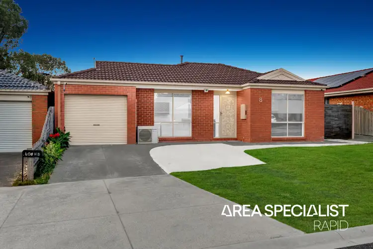 Second view of Homely house listing, 8 Manatoka Crescent, Hampton Park VIC 3976