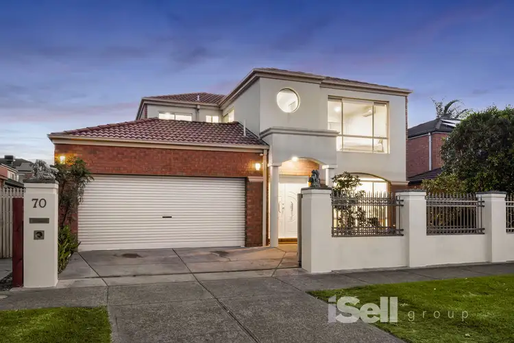 70 Sandown Road