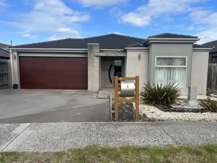 9 Meduno Drive, Hampton Park VIC 3976